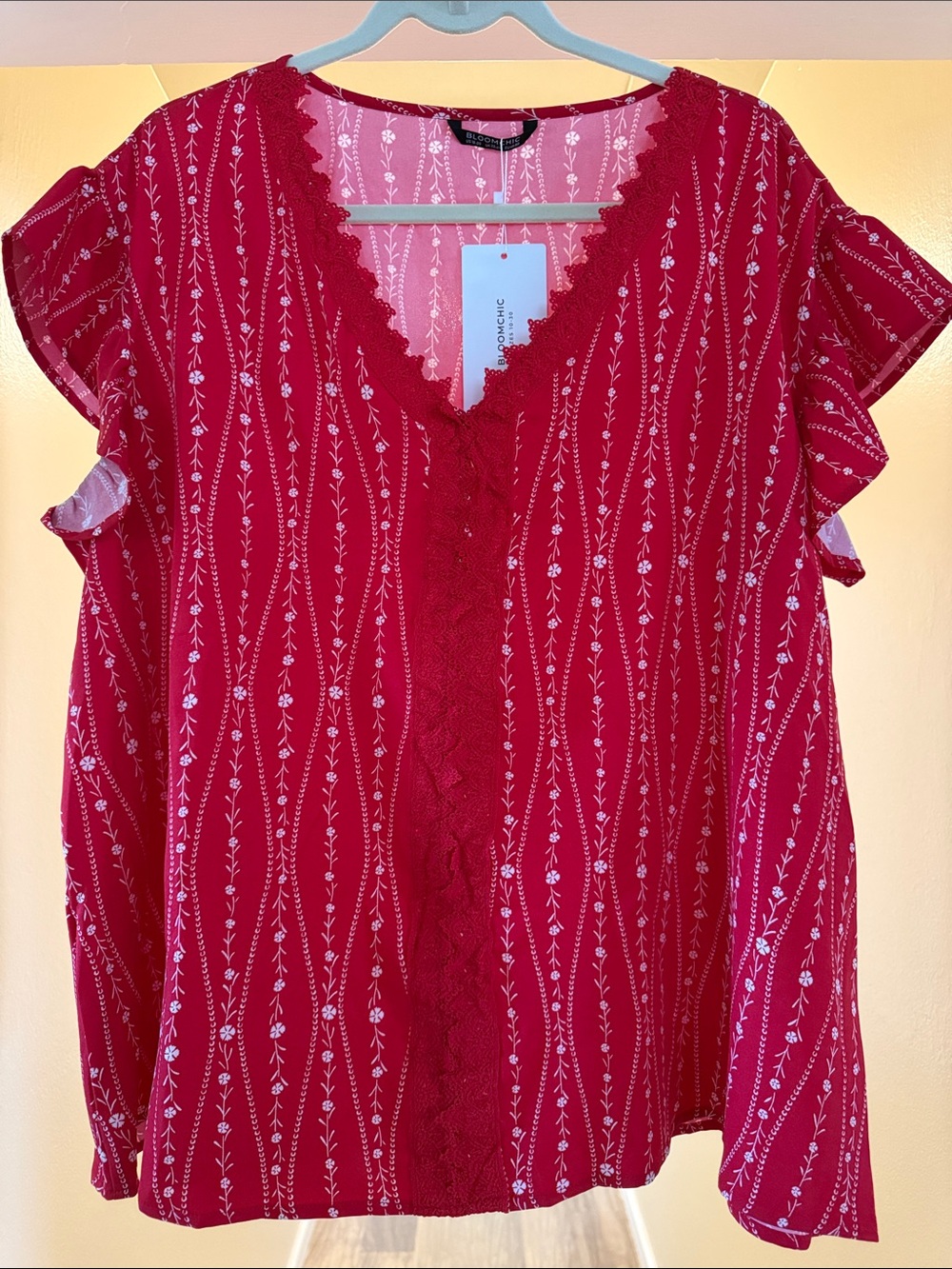 NWT Bloomchic Red Floral Lace-Trim Women's Blouse Size 22/24
